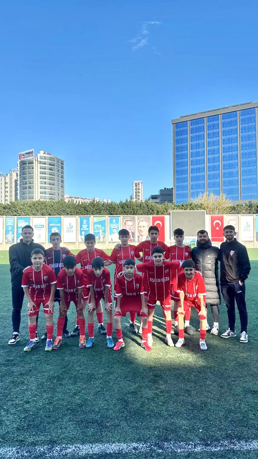 İstanbul Bulancak Spor U13 takımı sahada